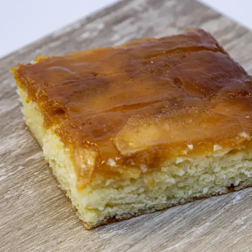 Torta Manzana Invertida (porción)